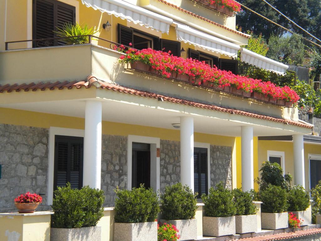 سابري Bed & Breakfast Spigolatrice المظهر الخارجي الصورة